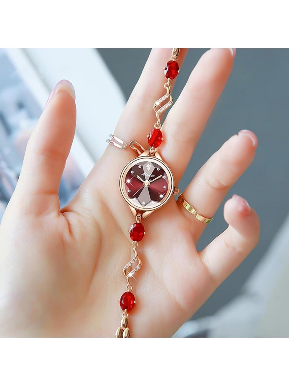 Women's Red Crystal Bracelet Stylish Quartz Fashionable Elegant Wrist Watch